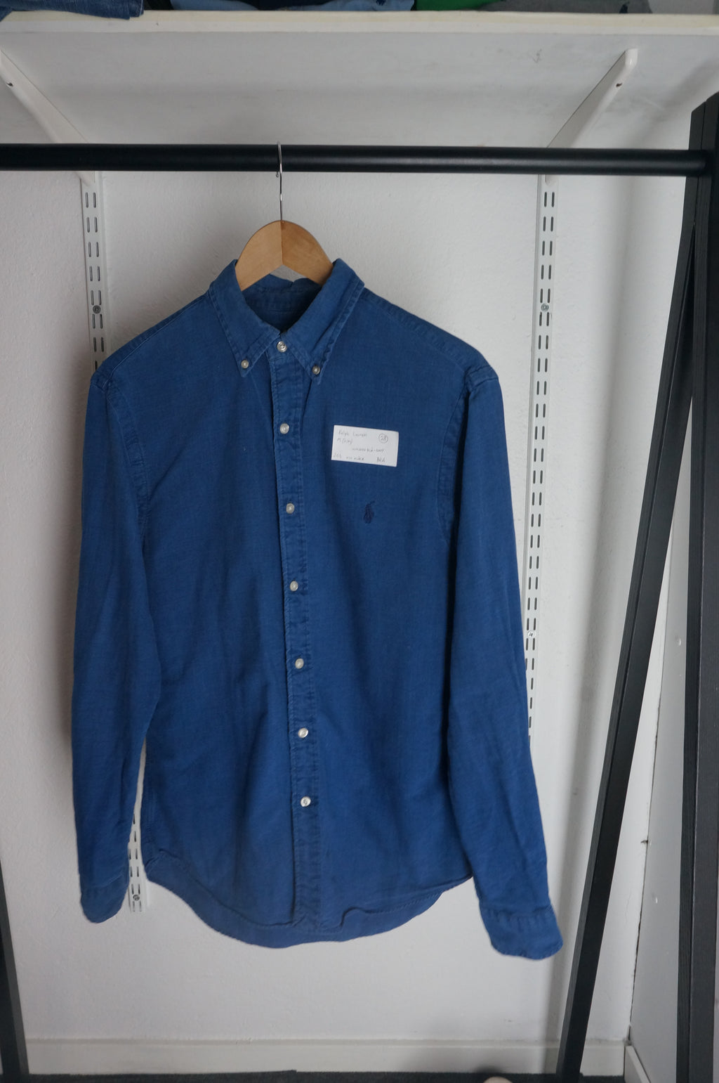 28 Ralph Lauren Skjorta OBS VIT FLÄCK